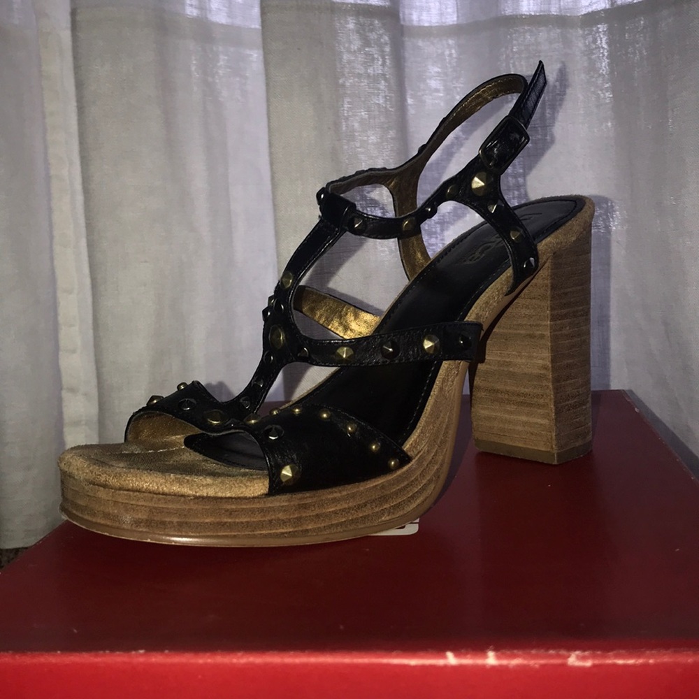 Tribeca black with bronze embellishments sandals
